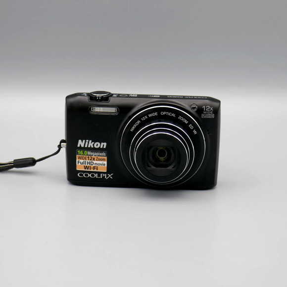 Nikon Coolpix S6800 Digital Camera | 16MP | Black - Picture 2 of 5